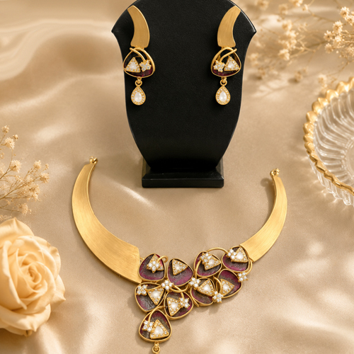 Handcrafted kundan choker